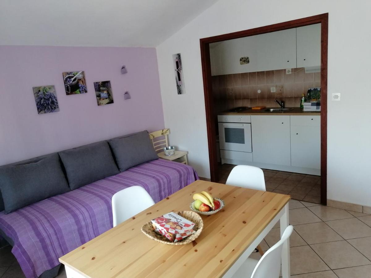 Apartments Stjepic Sukošan Eksteriør bilde