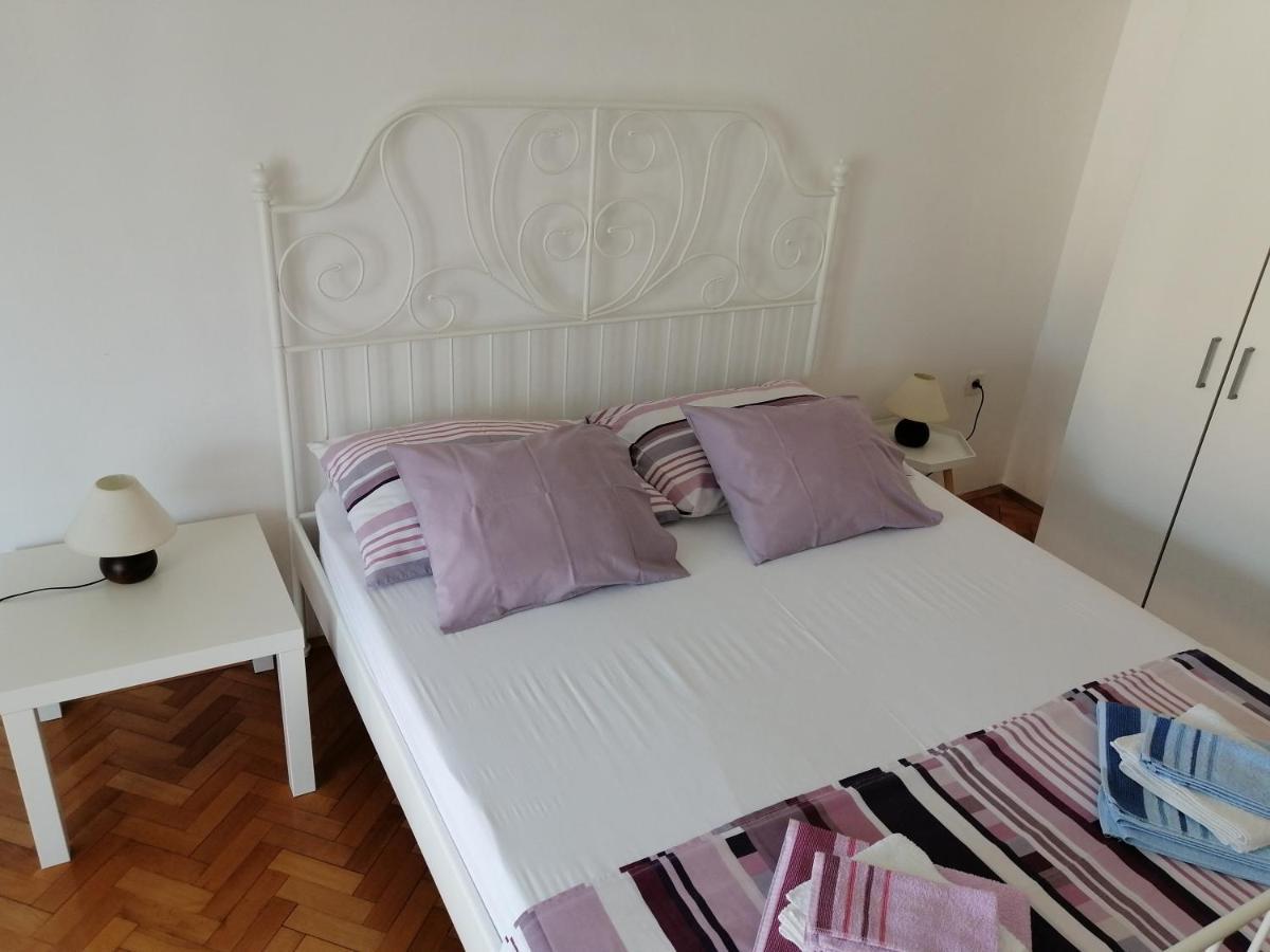 Apartments Stjepic Sukošan Eksteriør bilde